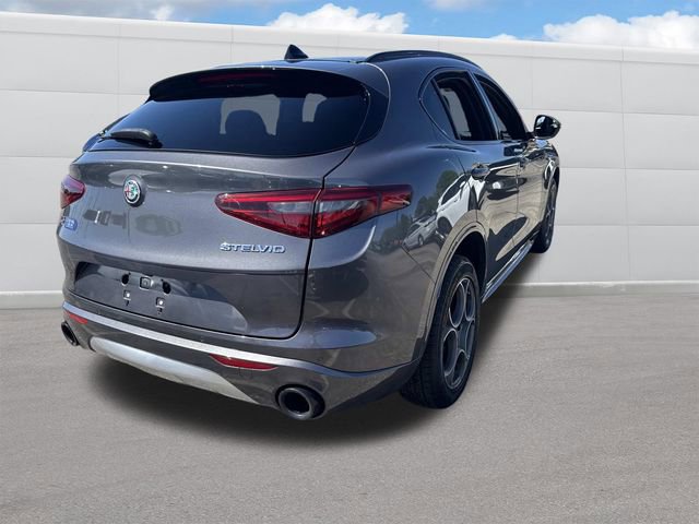 Used 2022 Alfa Romeo Stelvio Ti w/ Active Assist Plus Package AWD/4WD image 11