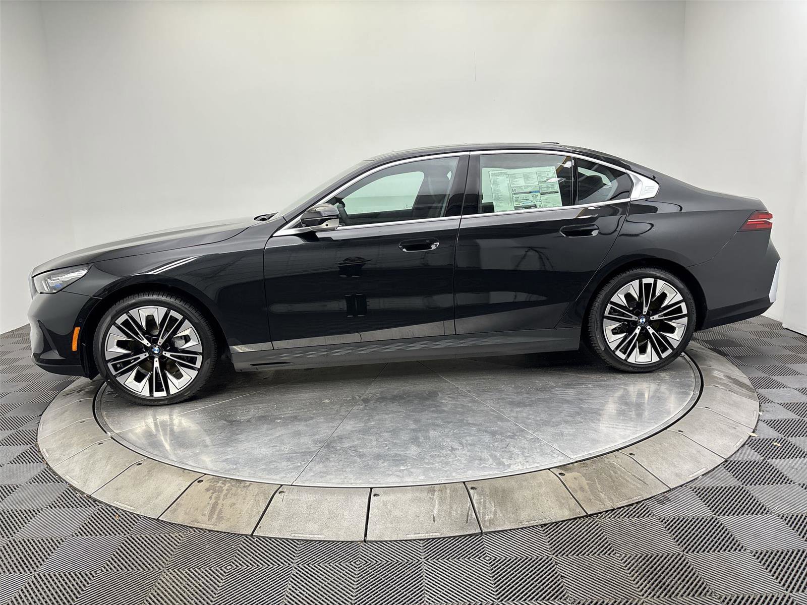 New 2026 BMW i5 eDrive40 RWD image 16