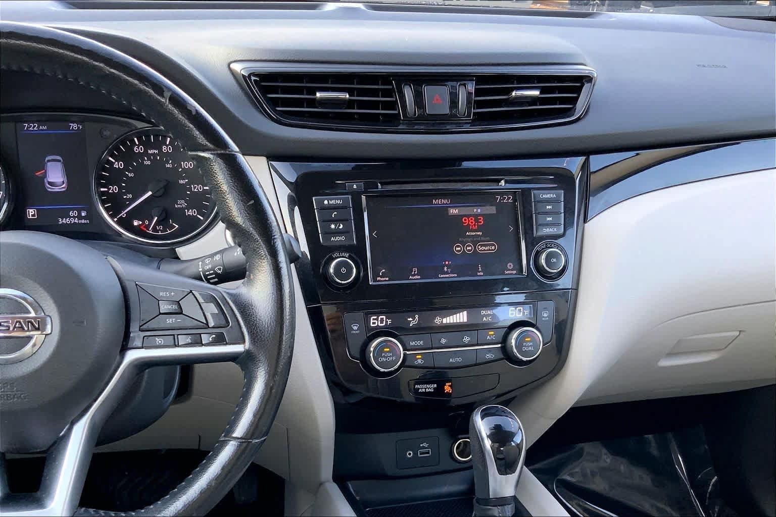 Used 2022 Nissan Rogue Sport SV FWD image 7