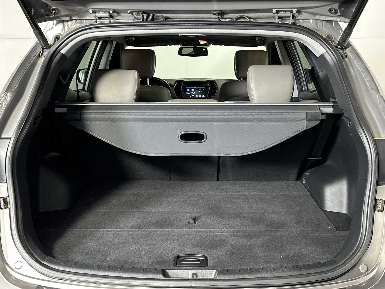 Used 2017 Hyundai Santa Fe Sport image 29