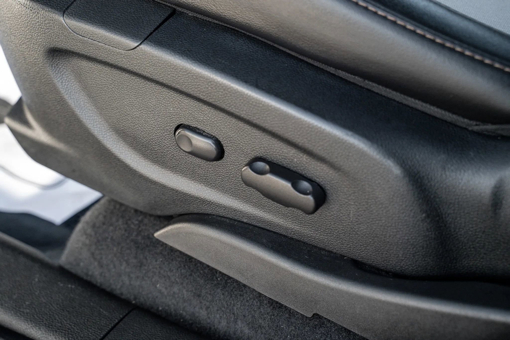 Used 2018 Chevrolet Trax LT w/ LT Convenience Package image 15