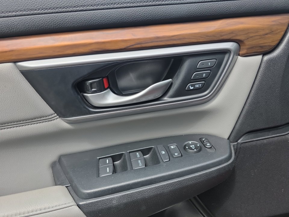 Used 2020 Honda CR-V EX-L image 36