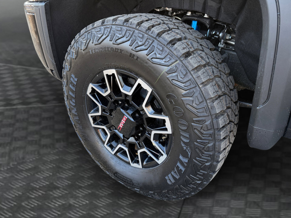 New 2026 GMC Sierra 2500 AT4X image 13