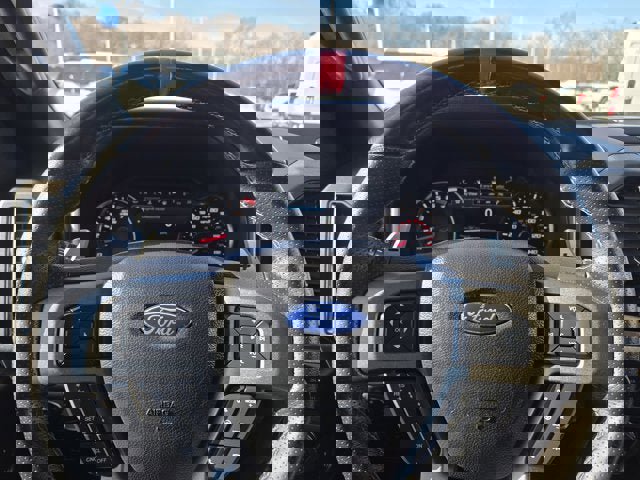 Used 2019 Ford F150 Raptor w/ Equipment Group 802A Luxury image 32