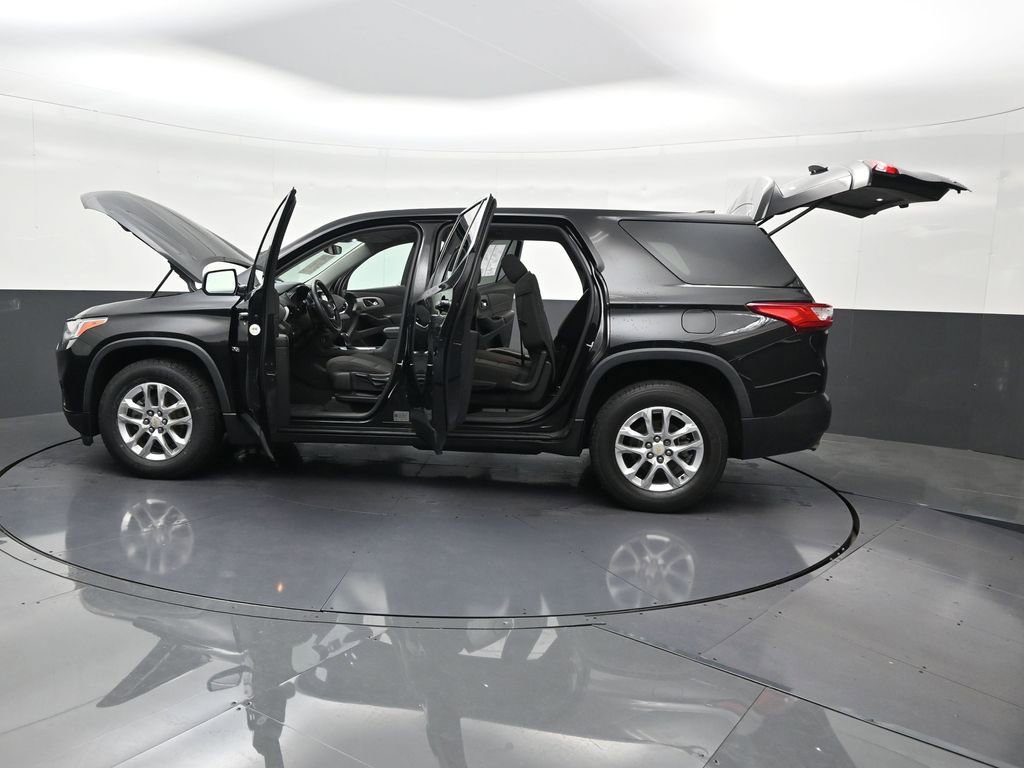 Used 2019 Chevrolet Traverse LS image 34