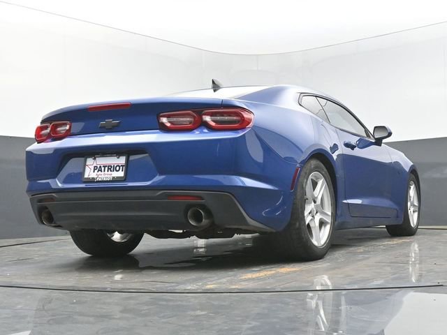 Used 2021 Chevrolet Camaro LT w/ Technology Package RWD image 38