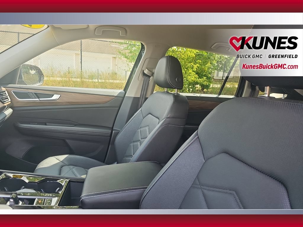 Used 2026 Volkswagen Atlas SE AWD/4WD image 30