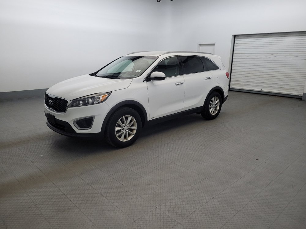 Used 2016 Kia Sorento AWD w/ LX Convenience Package image 2