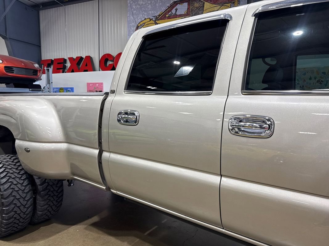 Used 2002 Chevrolet Silverado 3500 LT w/ Off-Road Skid Plate Pkg image 48