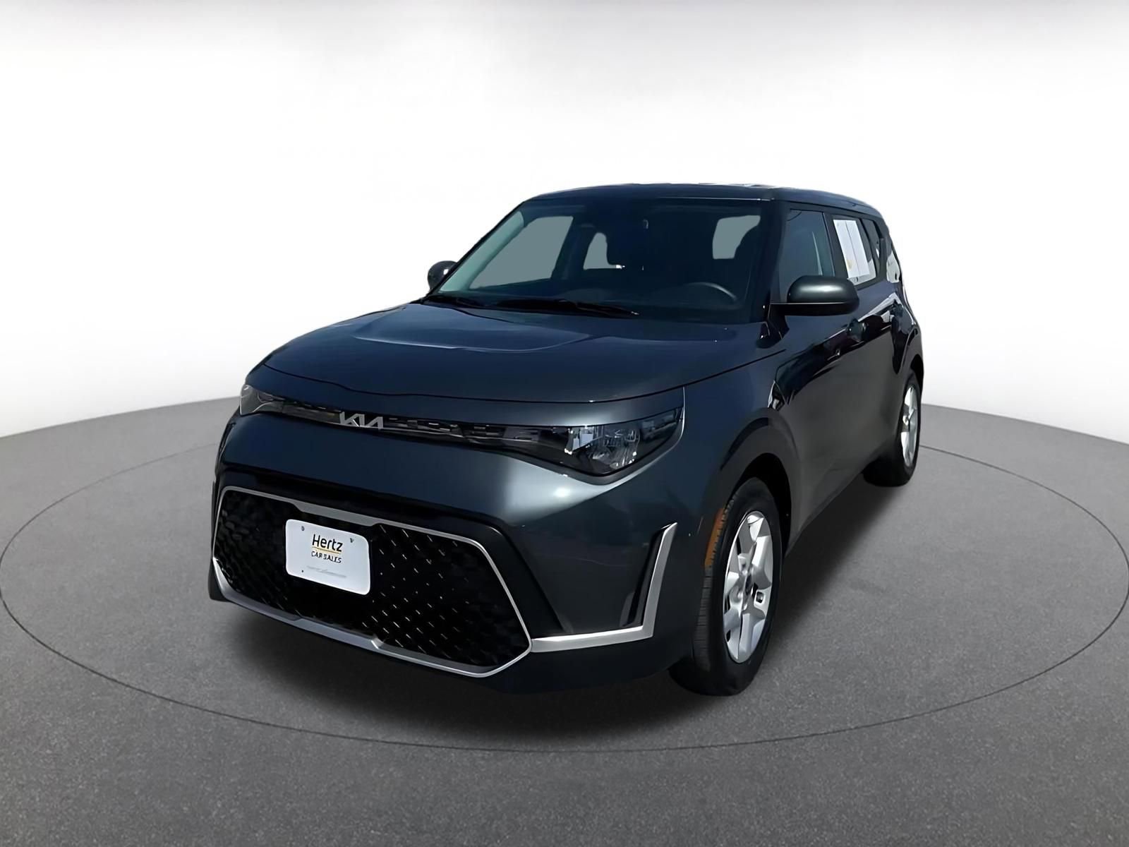 Used 2025 Kia Soul LX w/ LX Technology Package FWD image 7