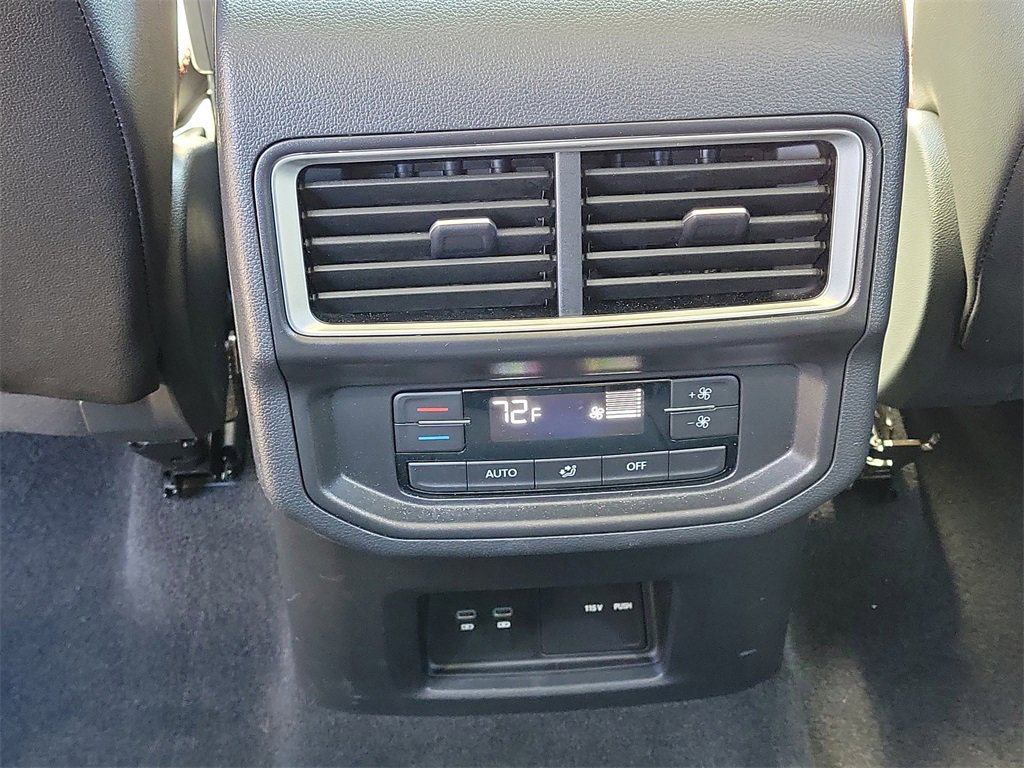 Certified 2025 Volkswagen Atlas Peak Edition SE image 15