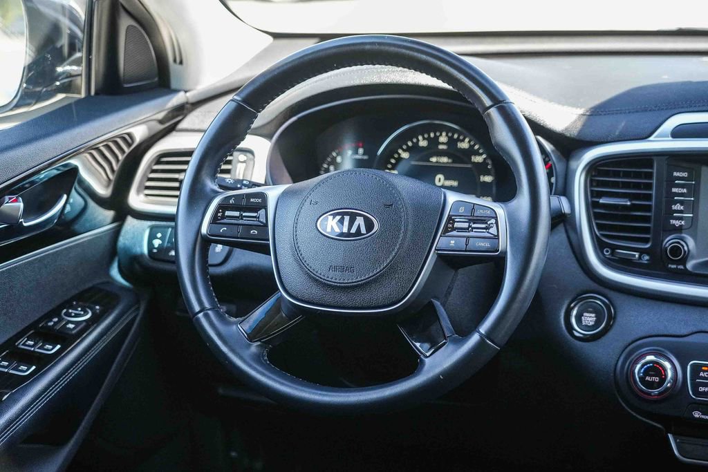 Used 2020 Kia Sorento EX image 15