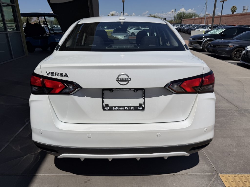 Used 2025 Nissan Versa SV w/ Trunk Package FWD image 13