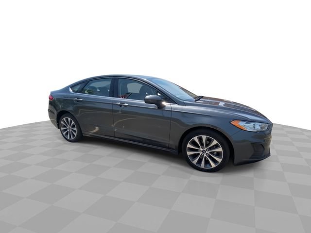 Used 2020 Ford Fusion SE AWD/4WD image 3