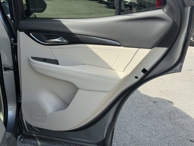 Used 2023 Buick Envision Essence image 34