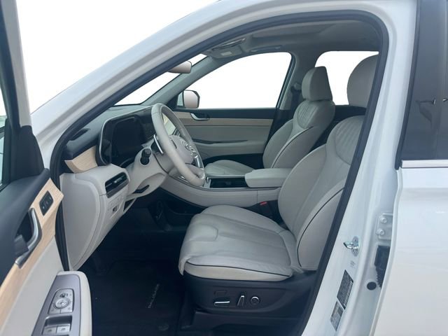 Used 2024 Hyundai Palisade Limited image 9