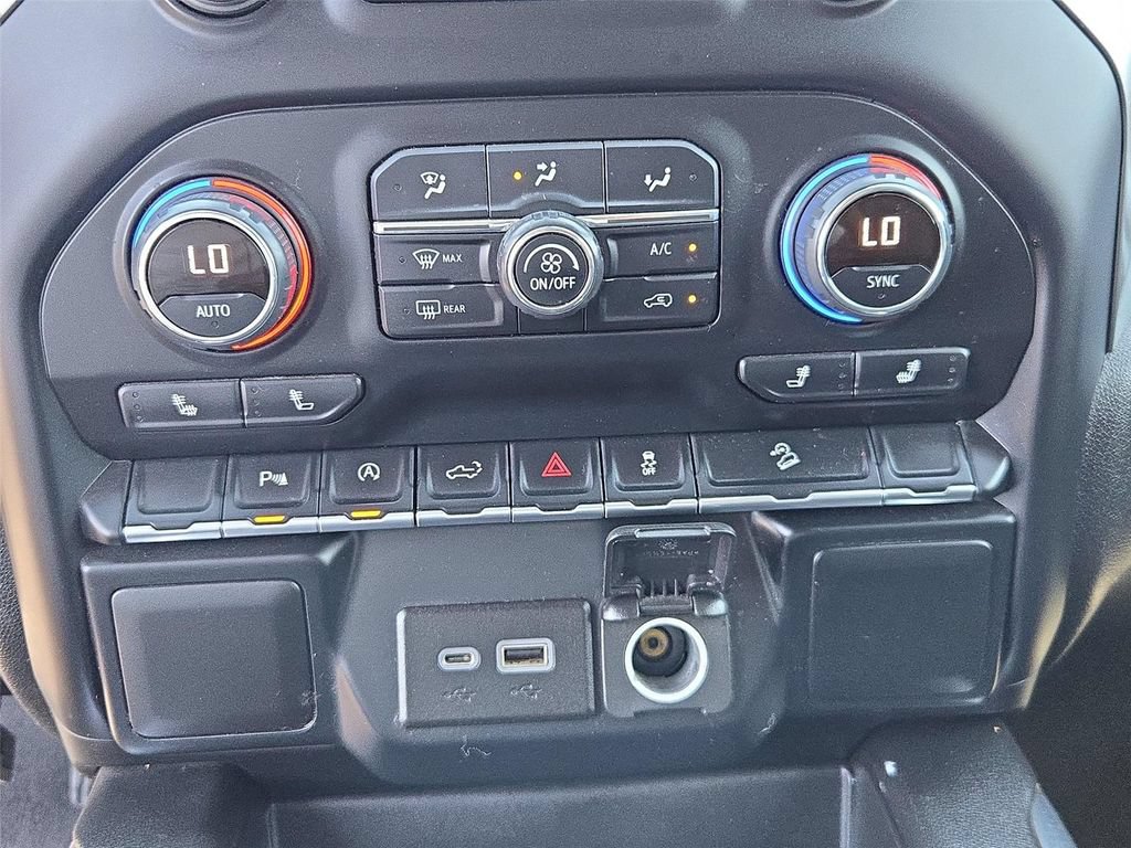 Certified 2022 Chevrolet Silverado 1500 RST AWD/4WD image 34