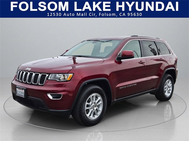 Used 2020 Jeep Grand Cherokee Laredo image 1