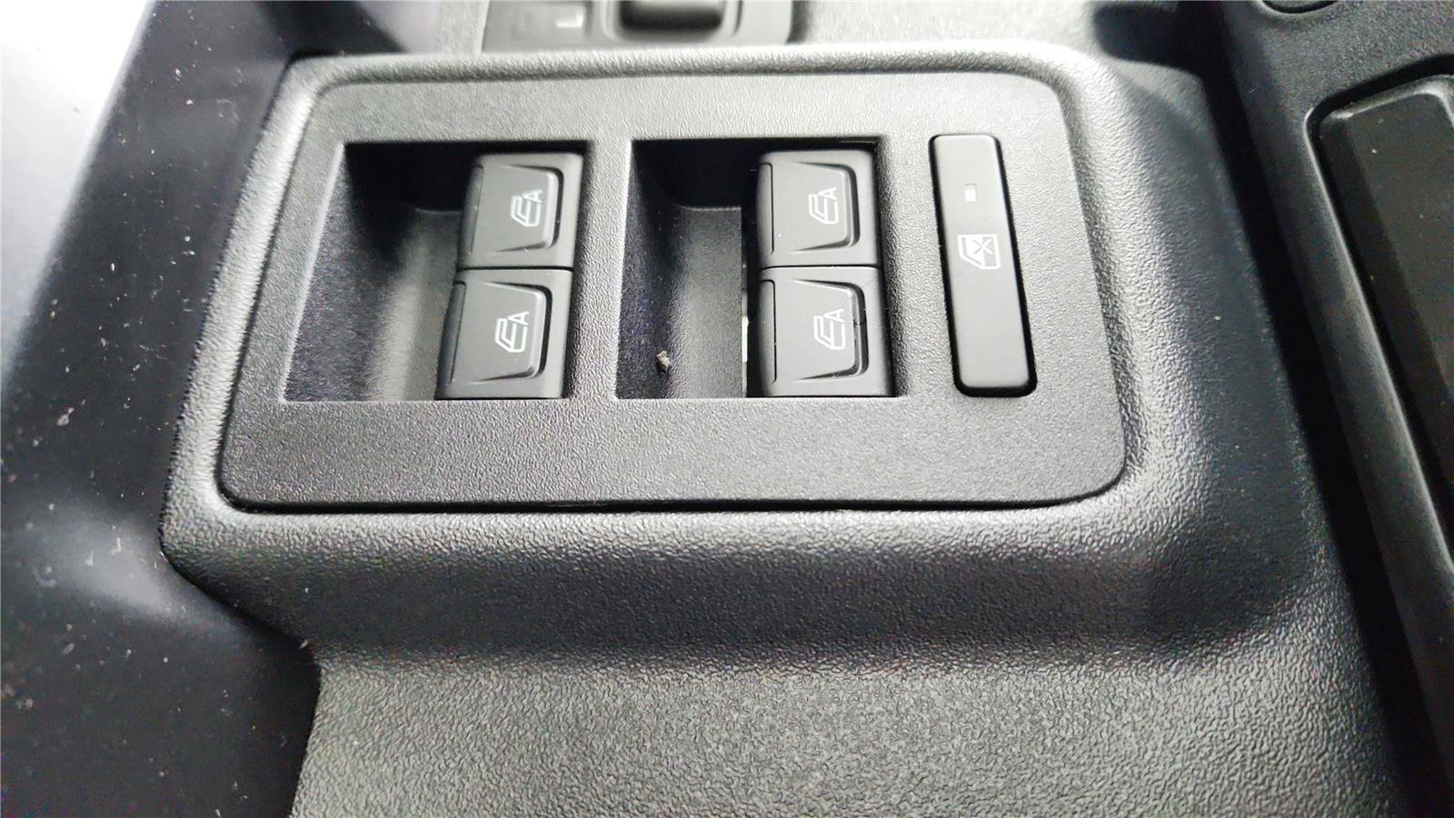 New 2025 Ford Bronco 4-Door image 24