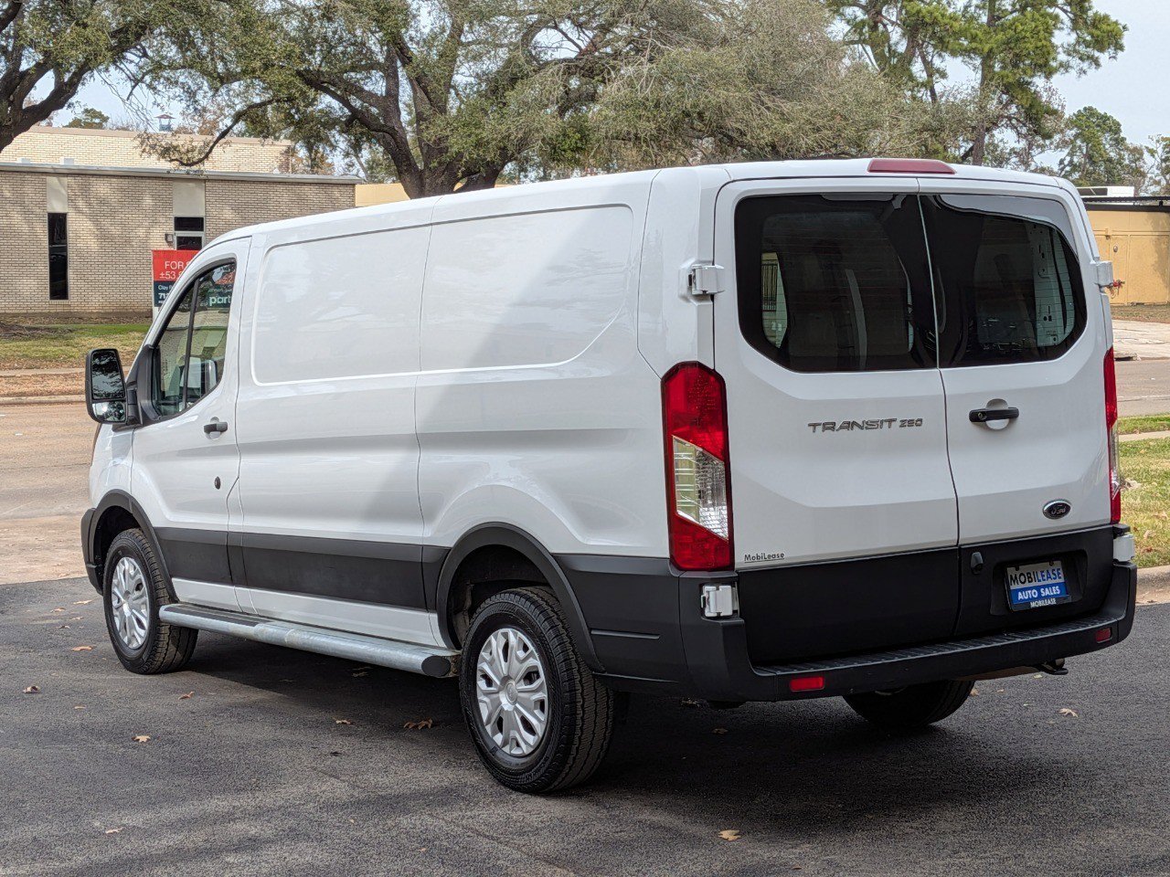 Used 2024 Ford Transit 250 w/ Exterior Upgrade Package image 7
