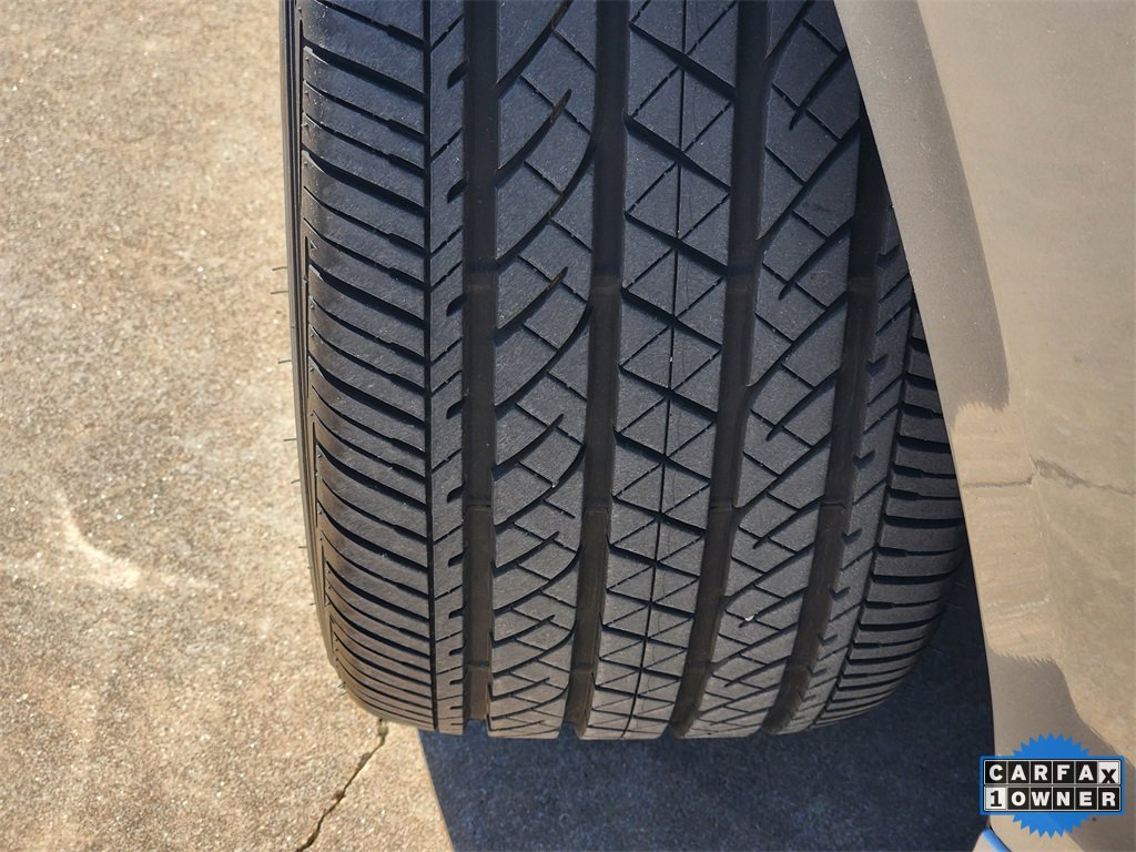 Certified 2025 Acura TLX w/ Technology Package image 12