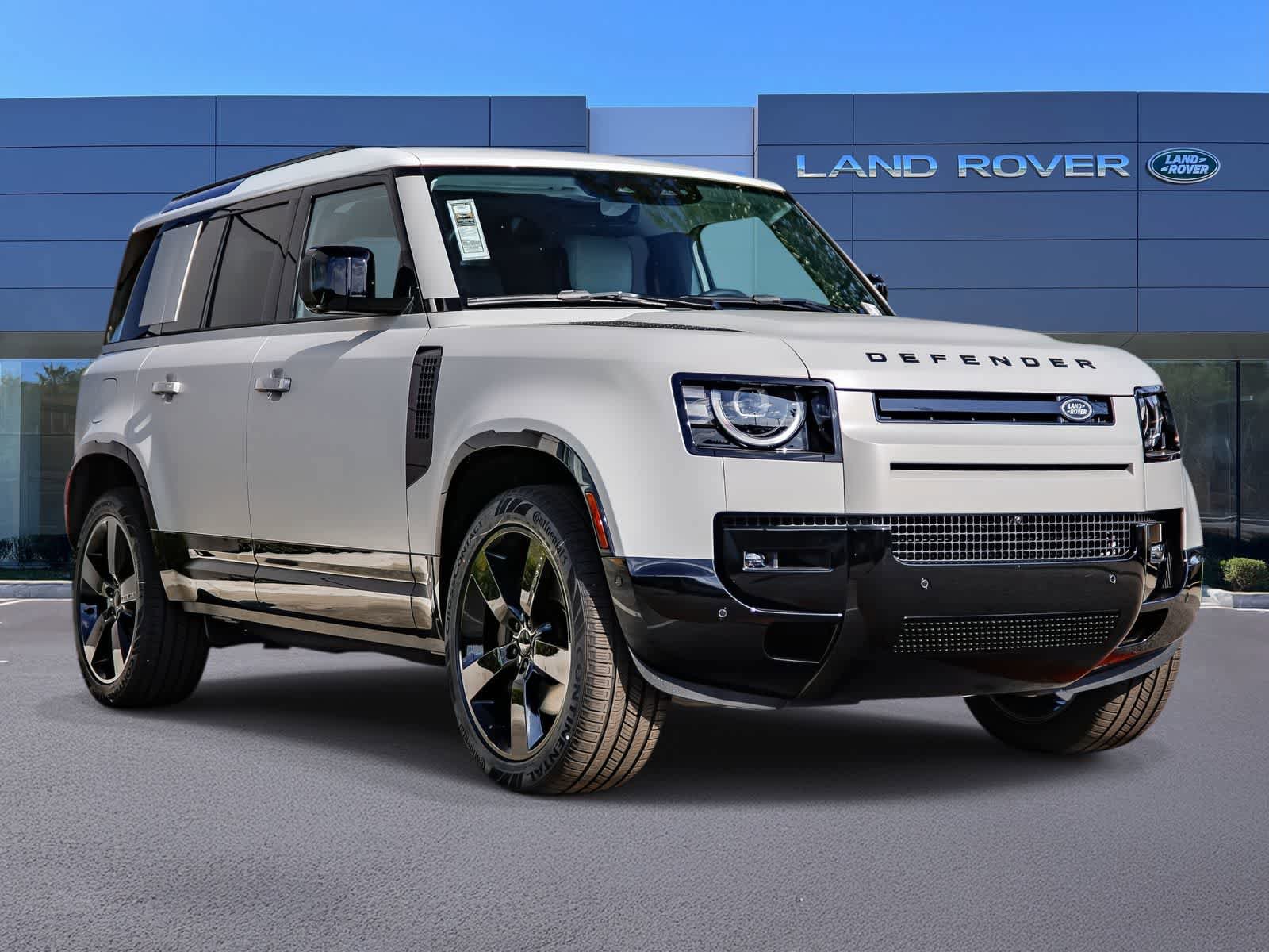 New 2026 Land Rover Defender 110 X-Dynamic SE AWD/4WD image 3