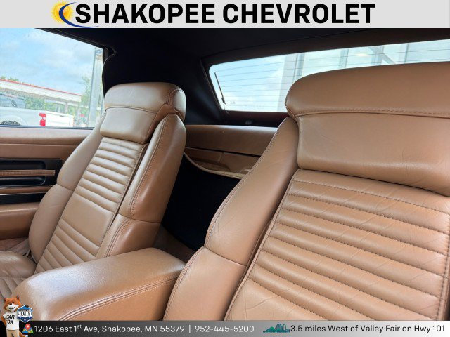 Used 1990 Buick Reatta Convertible FWD image 3