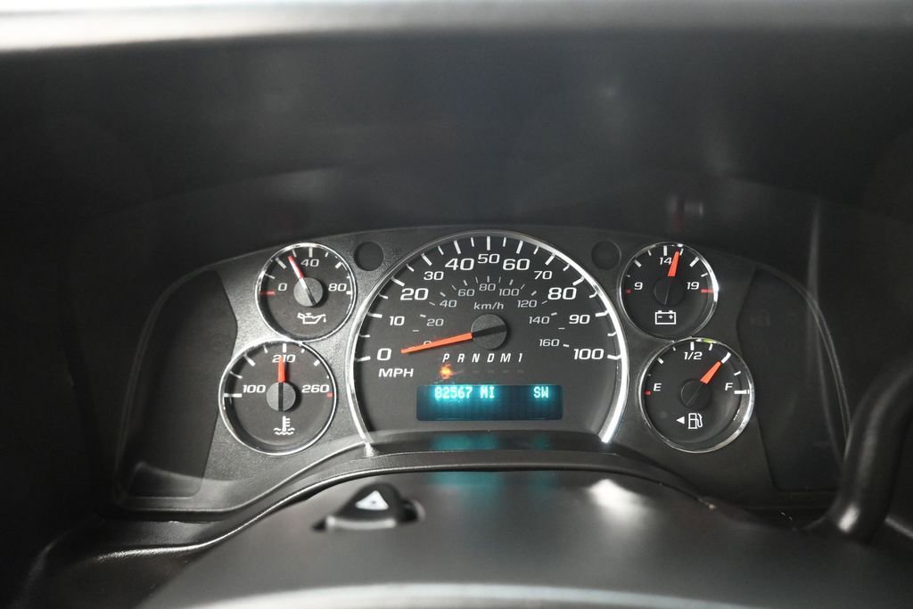 Used 2017 Chevrolet Express 3500 LT w/ LT Preferred Equipment Group RWD image 15
