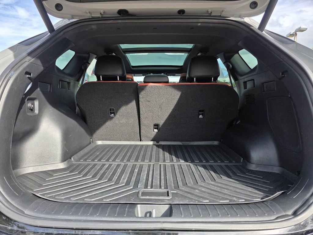 Used 2023 Kia Sportage SX image 19