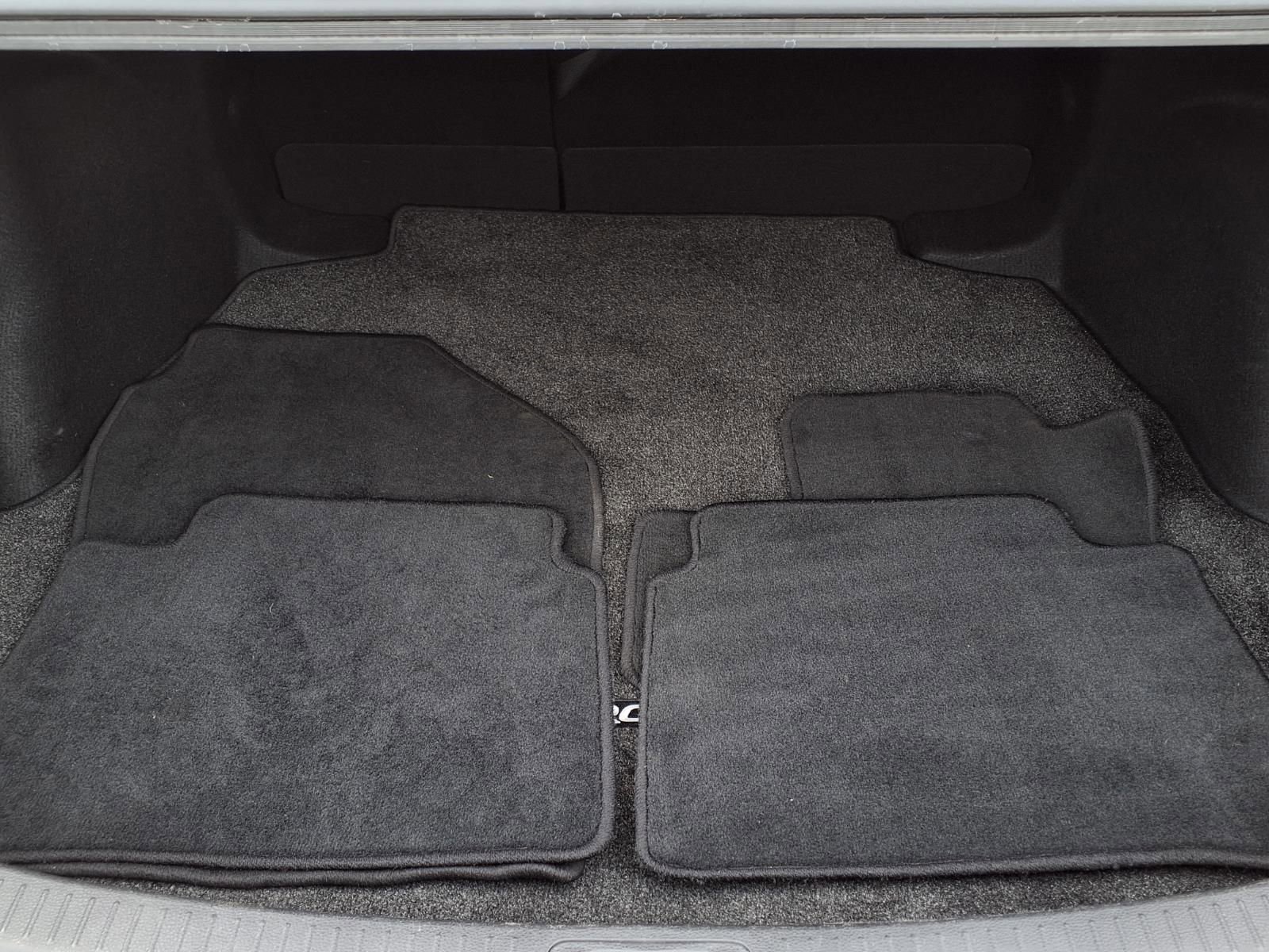 Used 2021 Toyota Corolla SE w/ Carpet Mat Package (TMS) image 6