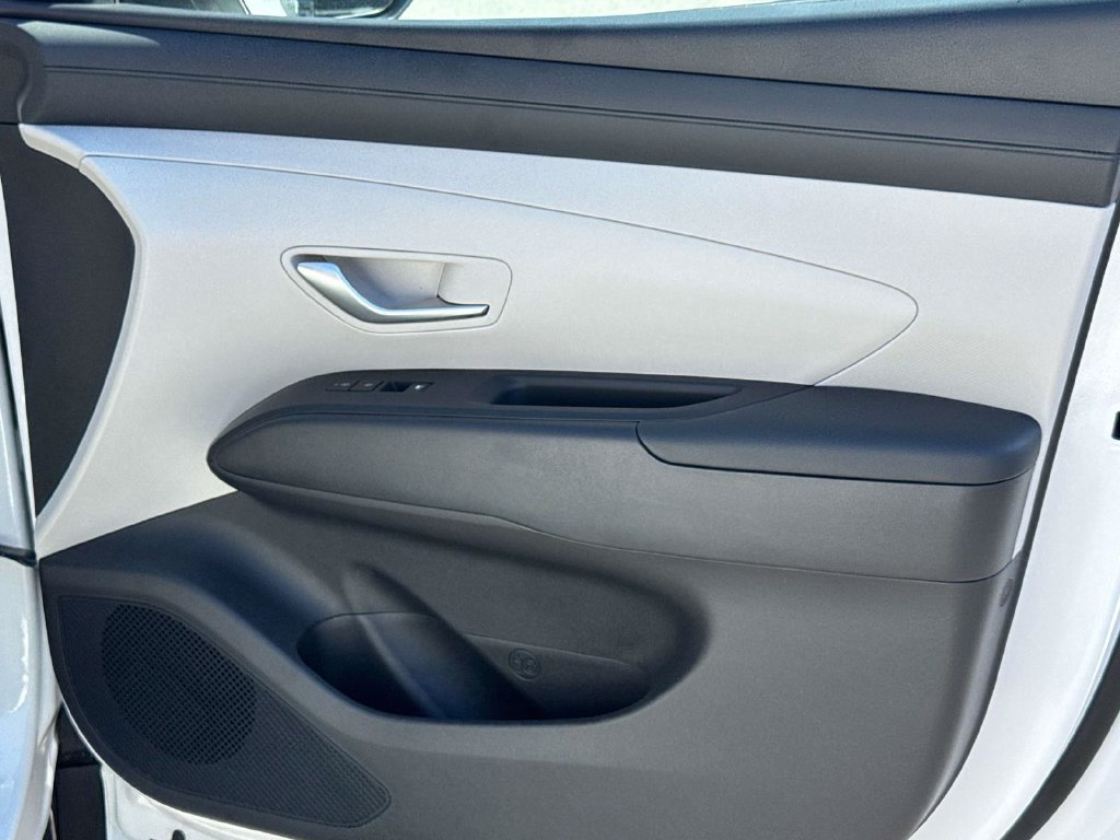 New 2026 Hyundai Tucson SEL FWD image 8