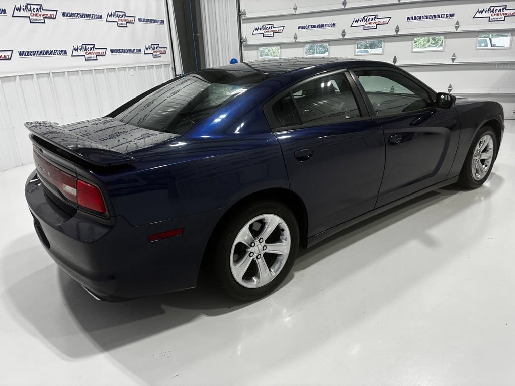Used 2014 Dodge Charger SE w/ Sport Appearance Group RWD image 6