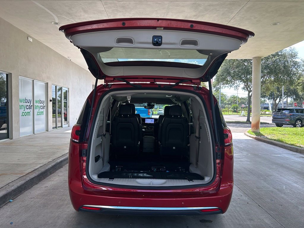 Used 2024 Chrysler Pacifica Touring-L FWD image 29