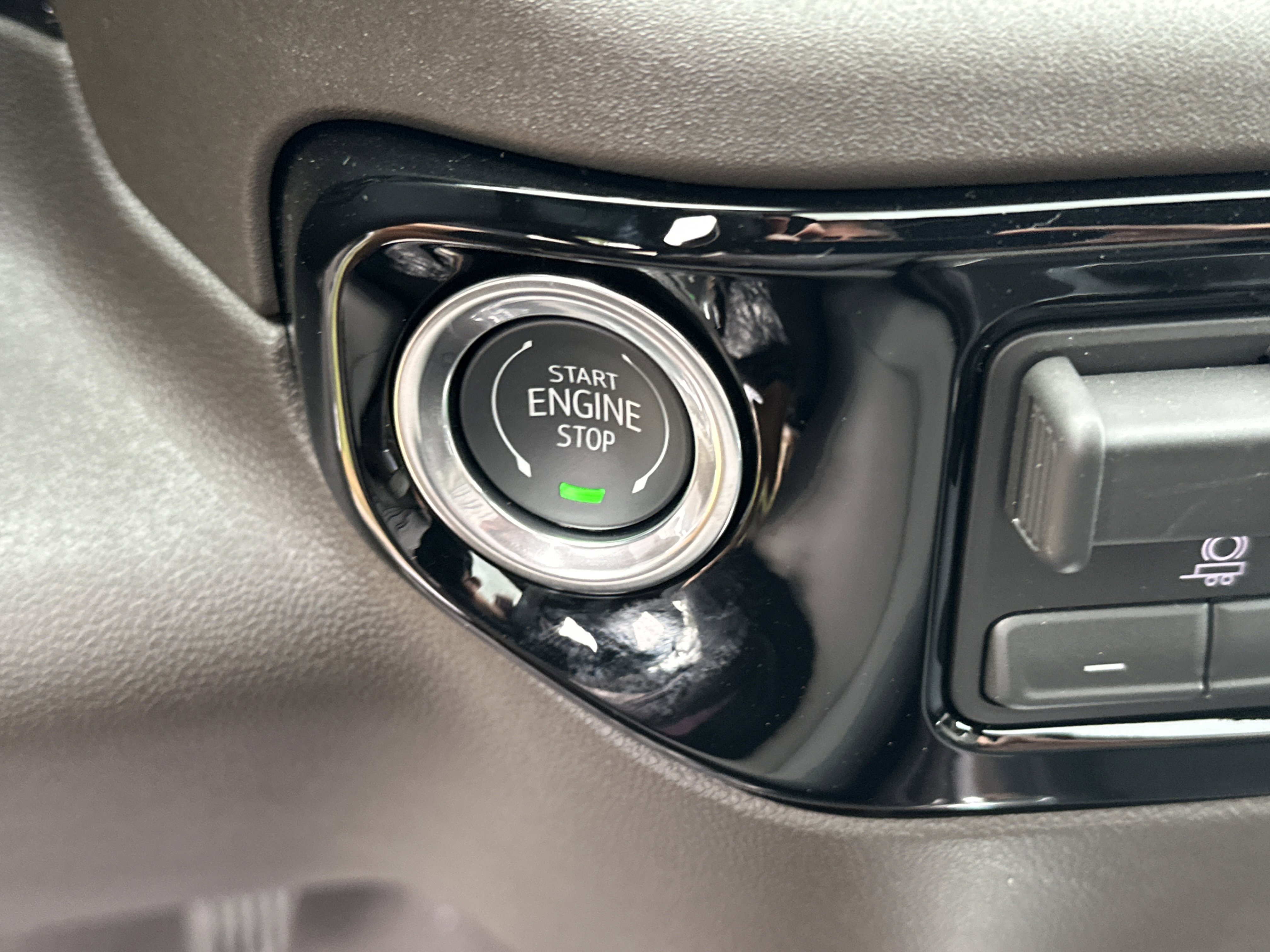 New 2026 Chevrolet Silverado 2500 LTZ w/ LTZ Convenience Package image 24