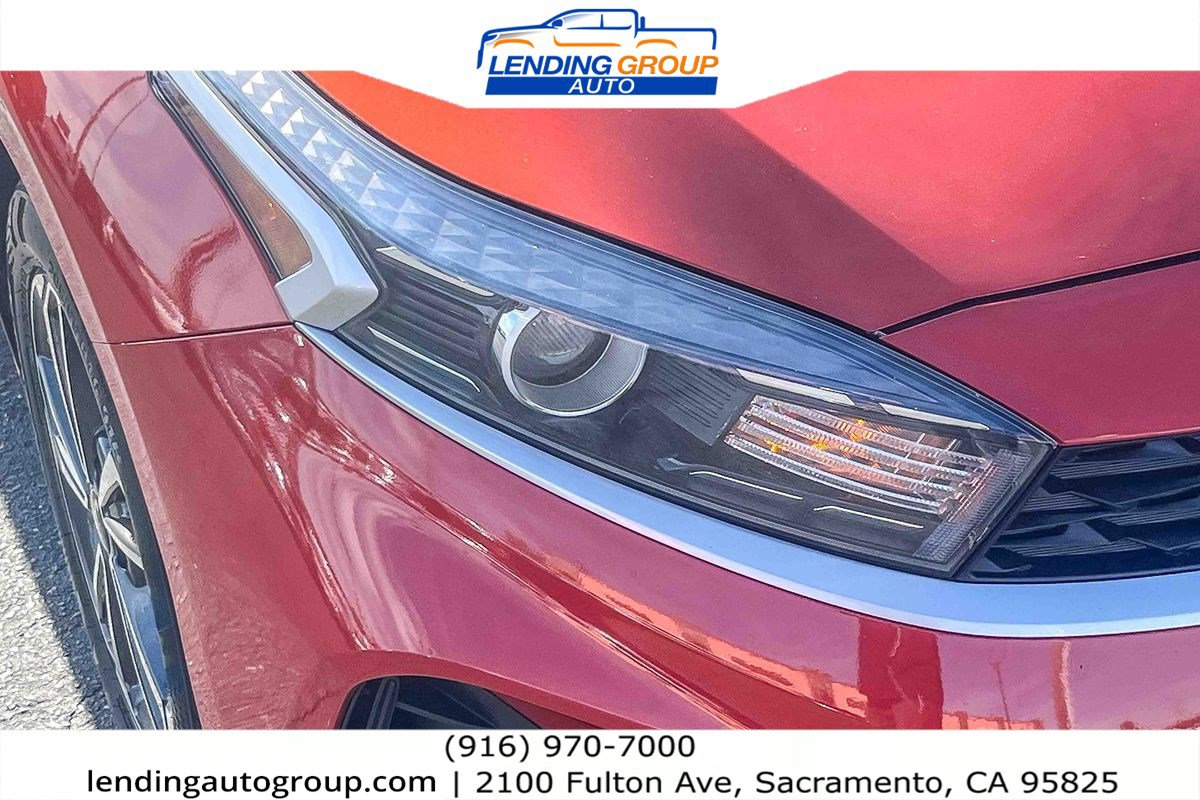 Used 2022 Kia Forte LXS image 7