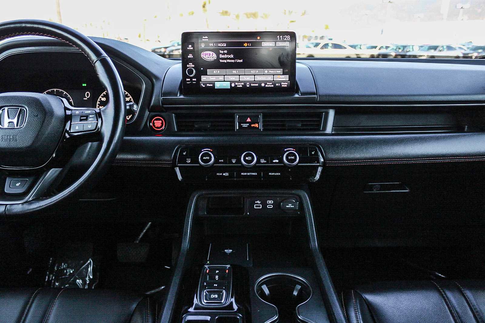 Certified 2025 Honda Pilot TrailSport image 13