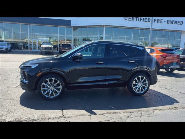 Certified 2024 Buick Encore GX Avenir w/ Avenir Convenience Package FWD image 5