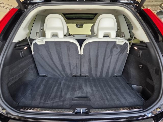 Certified 2025 Volvo XC90 B5 Plus w/ Protection Package Premier AWD/4WD image 21