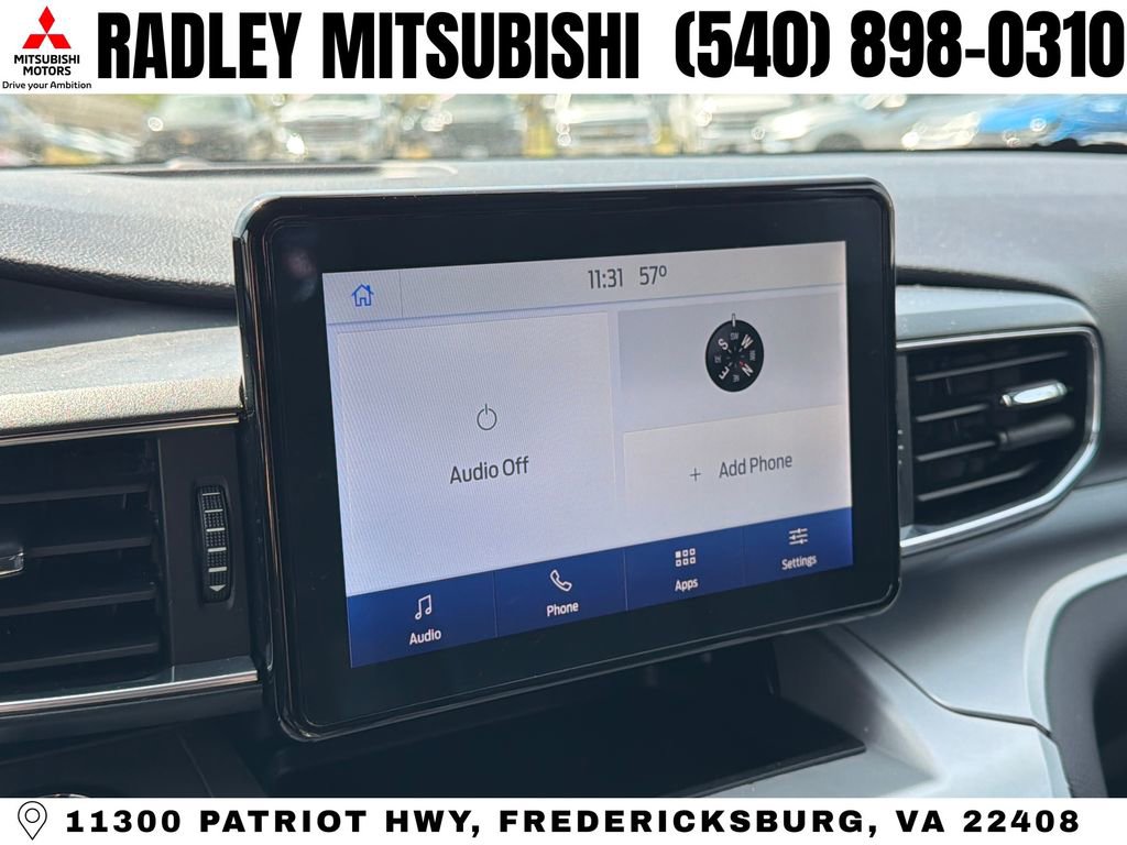 Used 2022 Ford Explorer XLT w/ Equipment Group 202A image 6