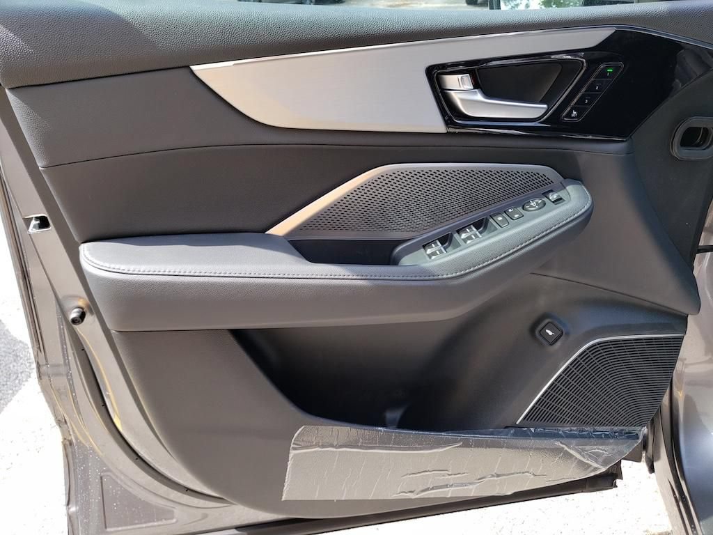 New 2026 Acura MDX SH-AWD image 11