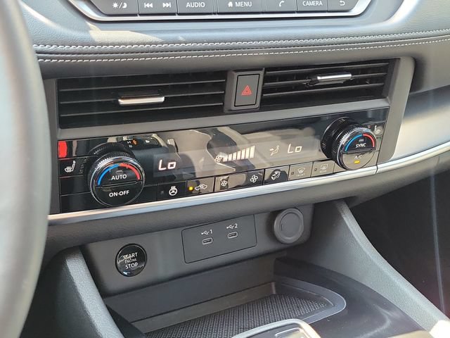 Certified 2024 Nissan Rogue SV w/ SV Premium Package FWD image 30