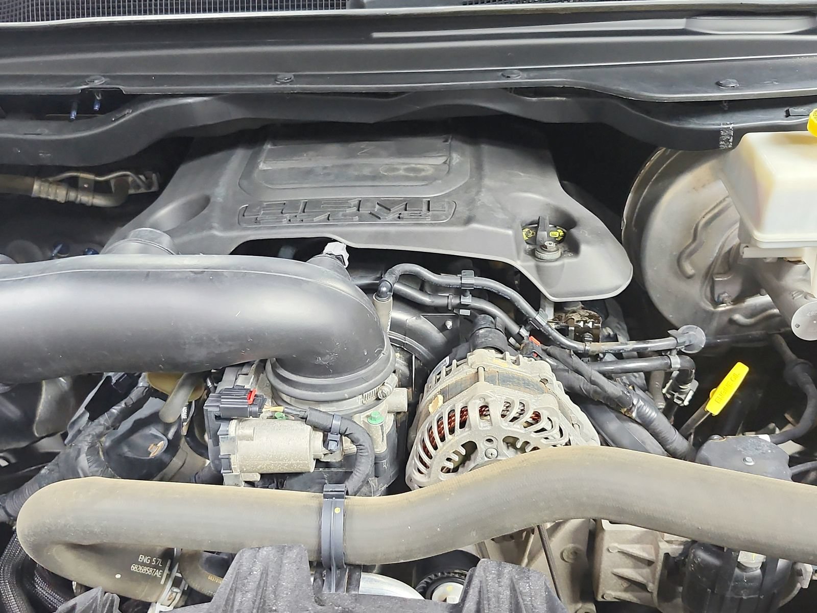 Used 2020 RAM 1500 Big Horn AWD/4WD image 18