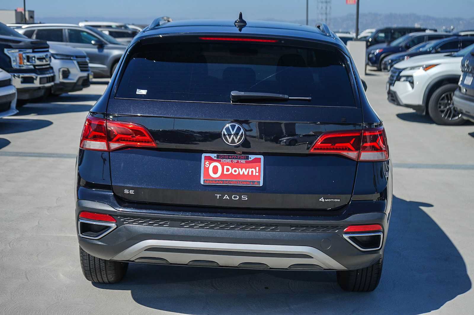 Used 2024 Volkswagen Taos SE AWD/4WD image 7