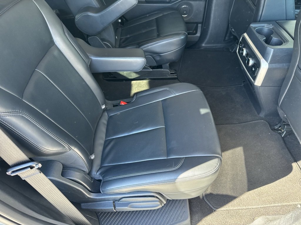 Used 2023 Ford Expedition XLT image 17