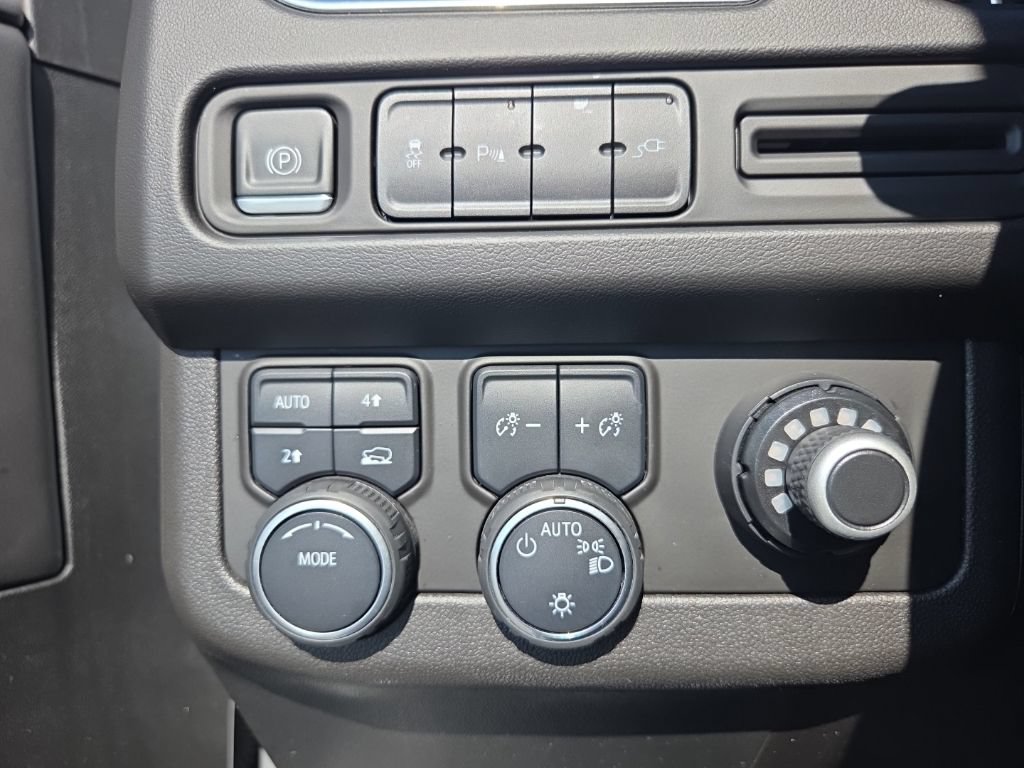 Used 2021 Chevrolet Tahoe LT AWD/4WD image 42