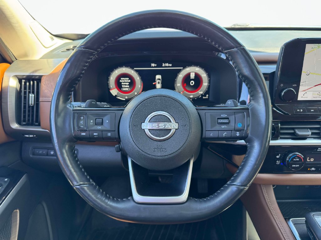 Used 2022 Nissan Pathfinder Platinum w/ Cargo Package AWD/4WD image 17