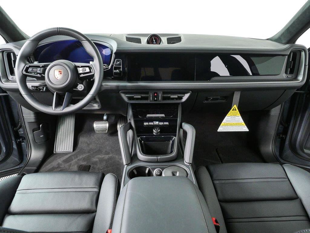 New 2026 Porsche Cayenne GTS AWD/4WD image 19