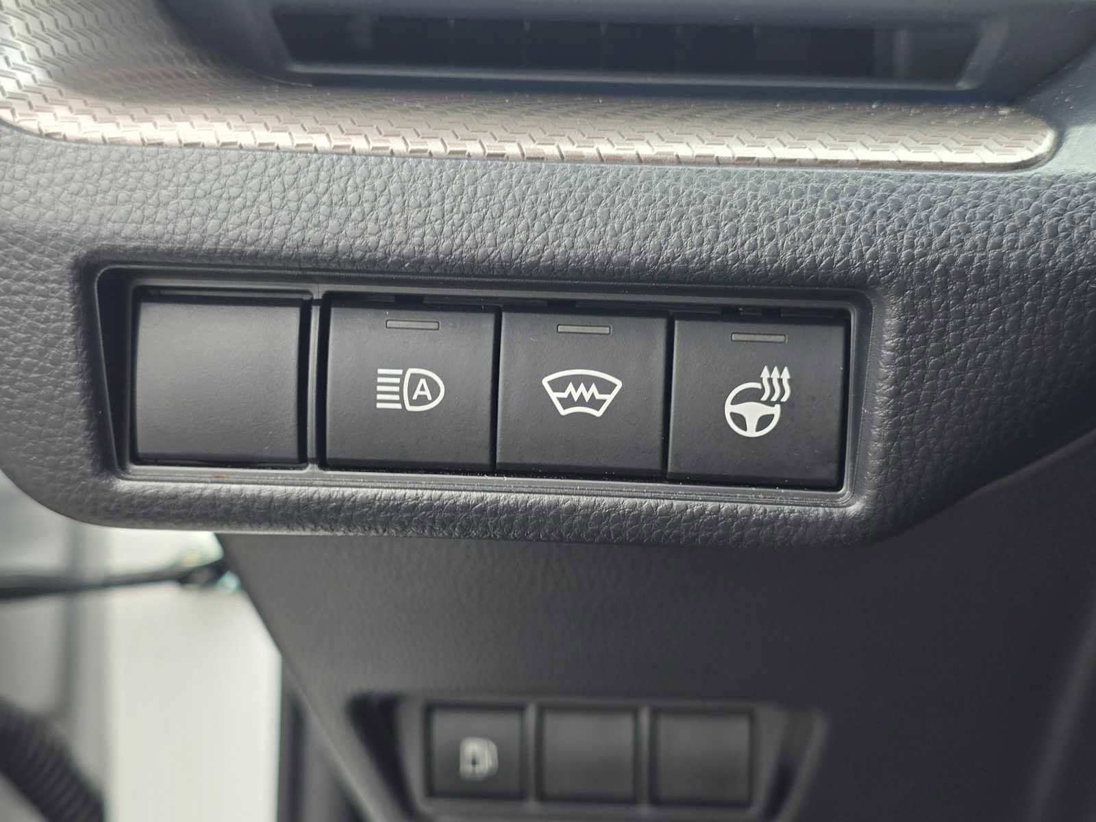 Used 2026 Toyota Prius XLE image 26