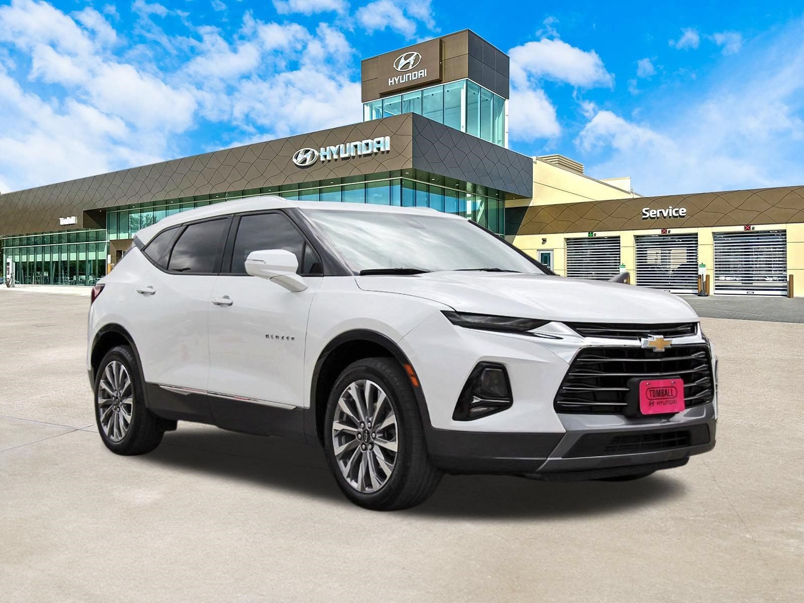 Used 2022 Chevrolet Blazer Premier w/ Enhanced Convenience Package FWD image 3