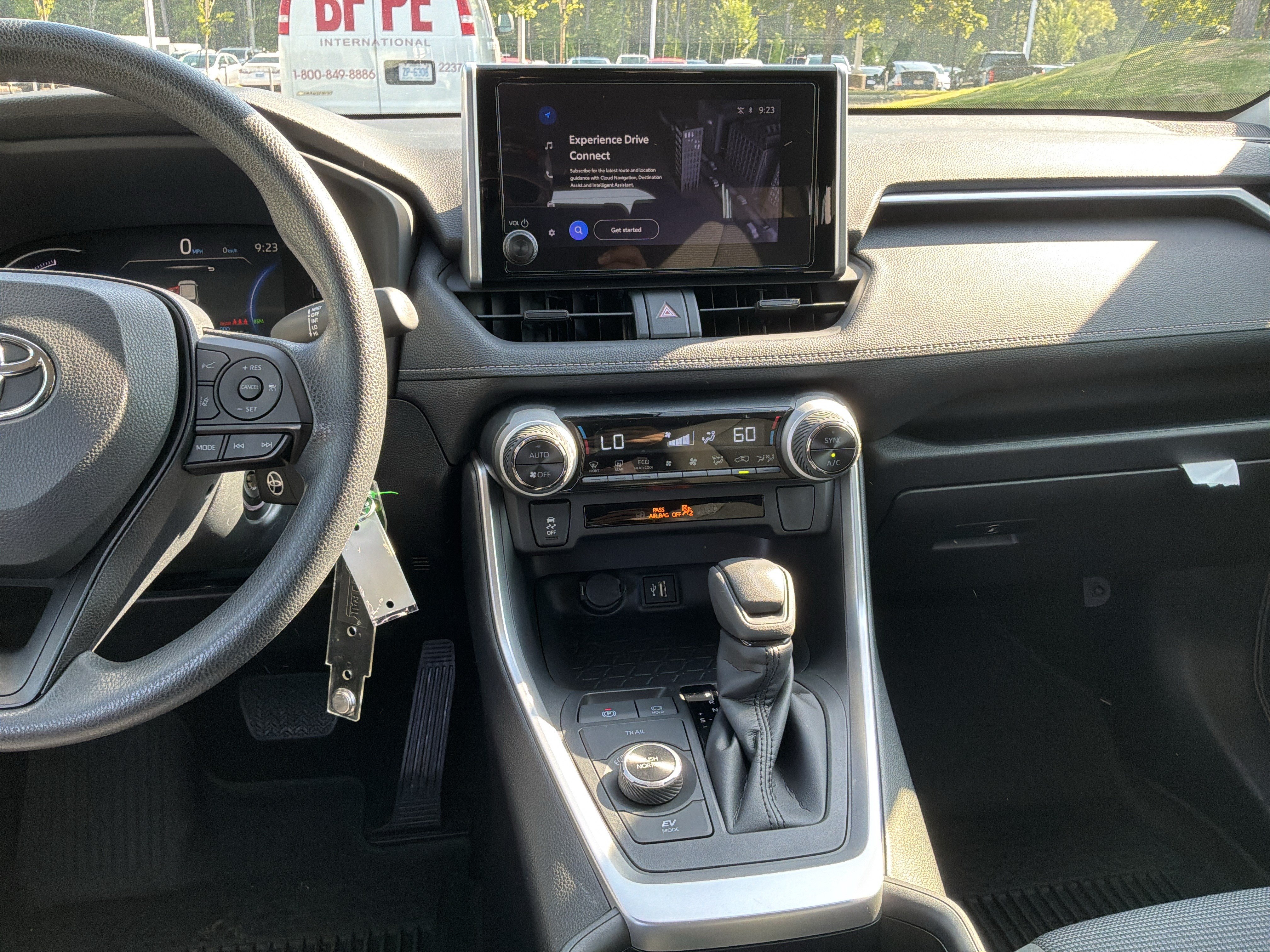 Used 2025 Toyota RAV4 LE AWD/4WD image 29